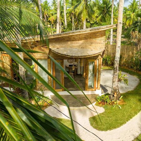 The Bamboo Houses - Tropical Garden & Empty Beach General Luna  Luaran gambar