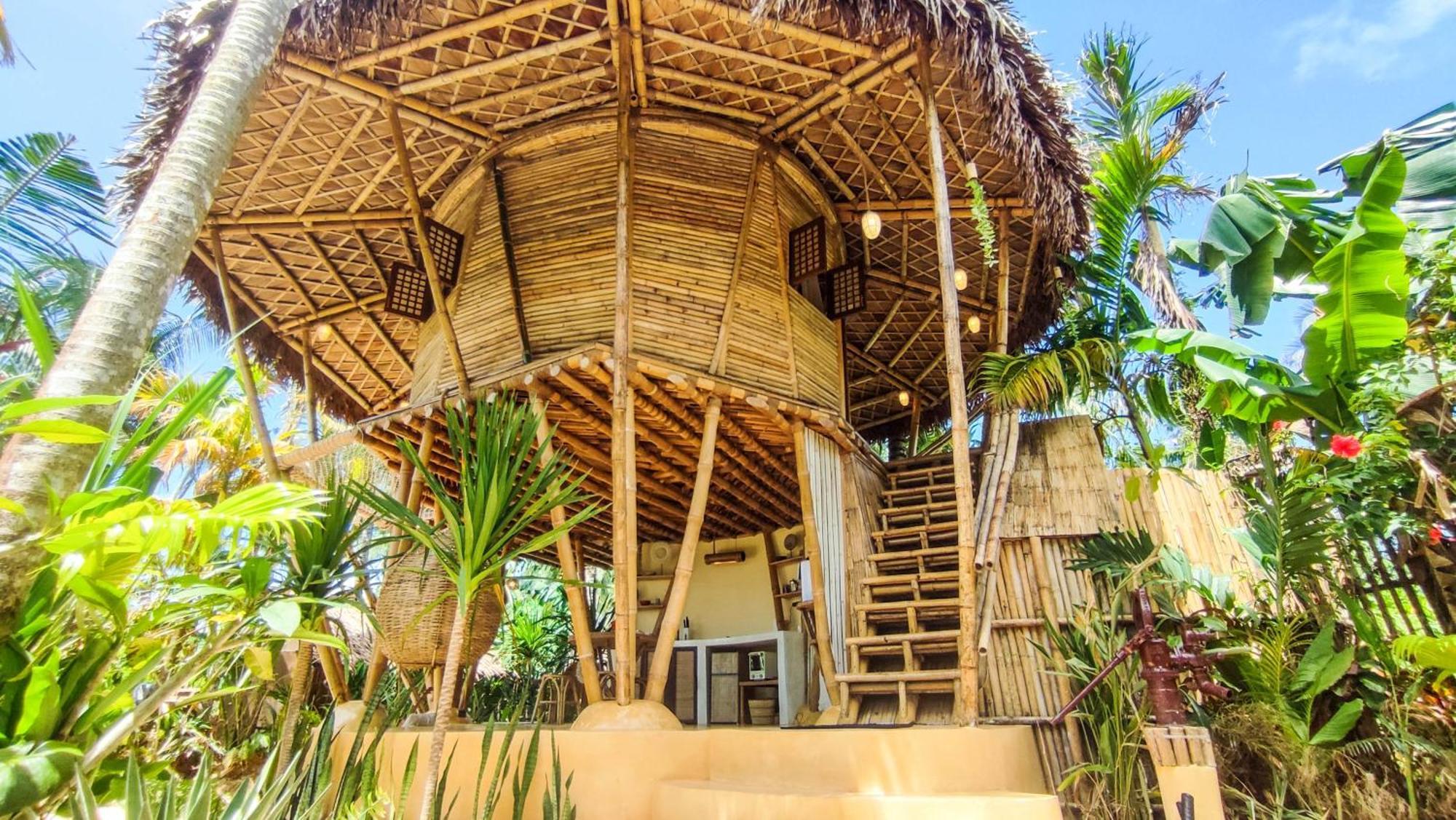 The Bamboo Houses - Tropical Garden & Empty Beach General Luna  Luaran gambar