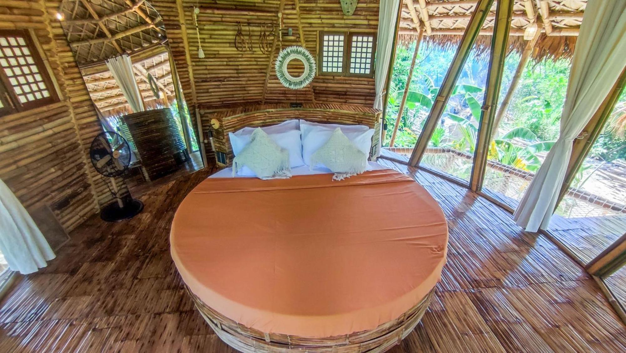 The Bamboo Houses - Tropical Garden & Empty Beach General Luna  Luaran gambar