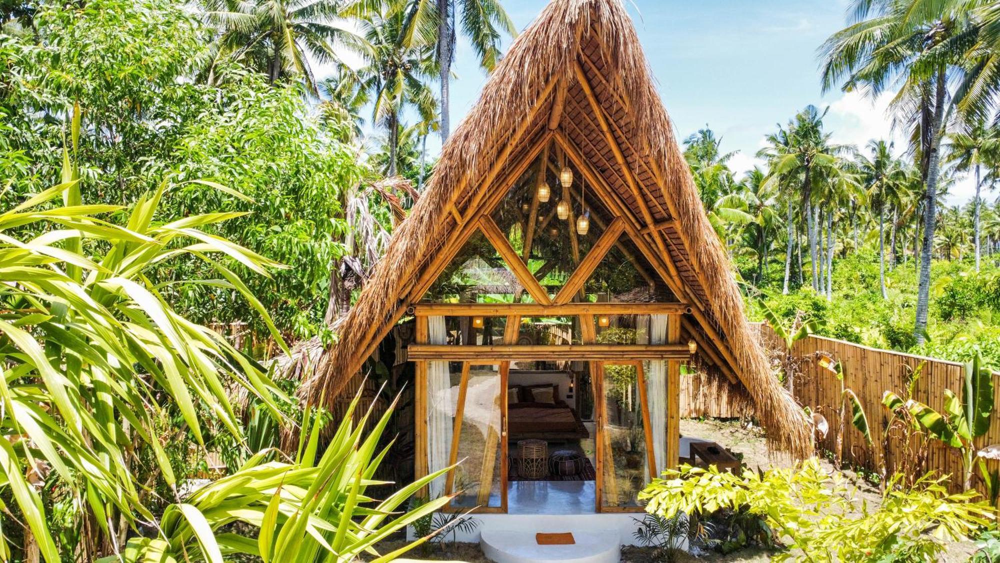 The Bamboo Houses - Tropical Garden & Empty Beach General Luna  Luaran gambar