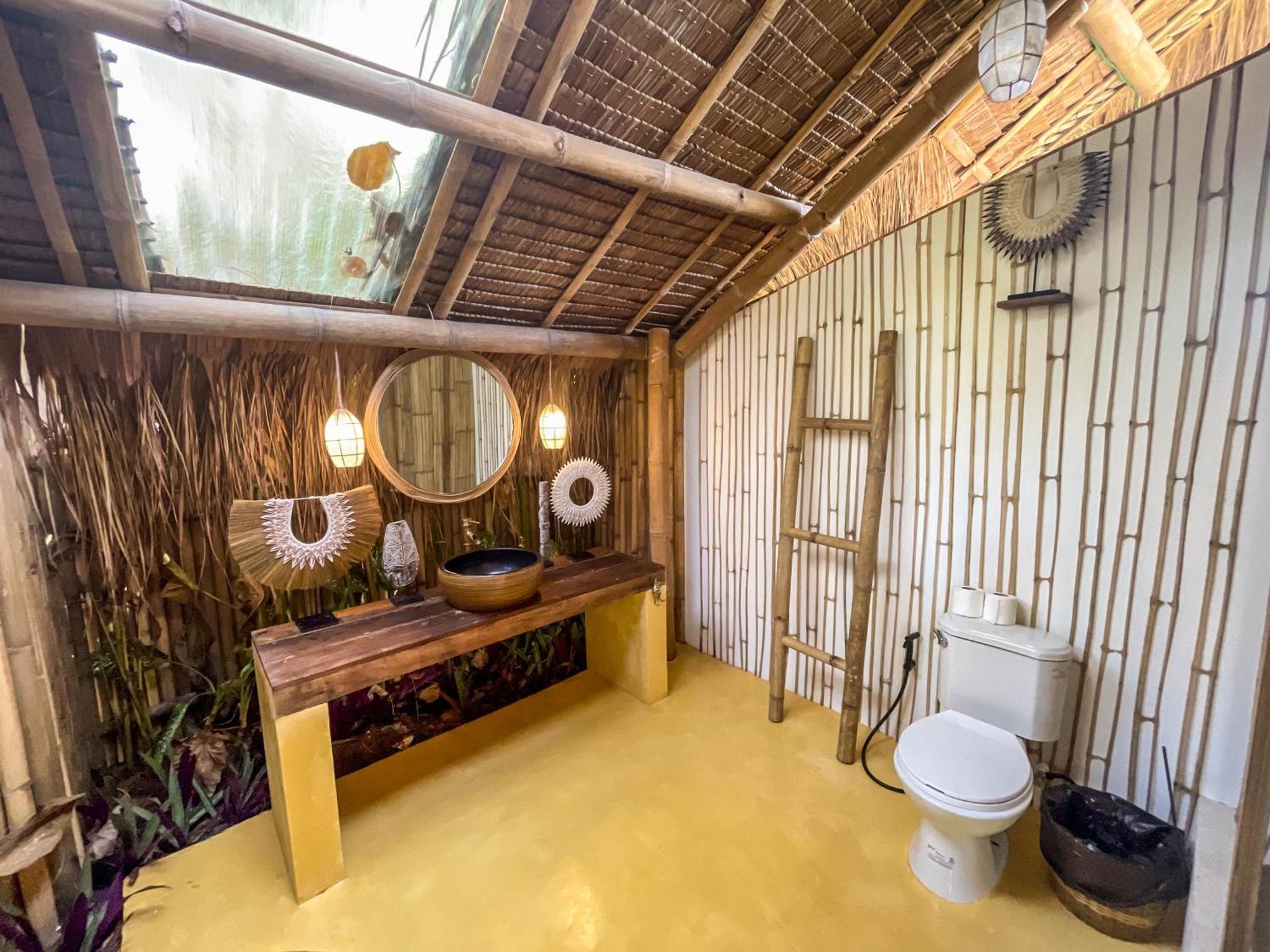 The Bamboo Houses - Tropical Garden & Empty Beach General Luna  Luaran gambar
